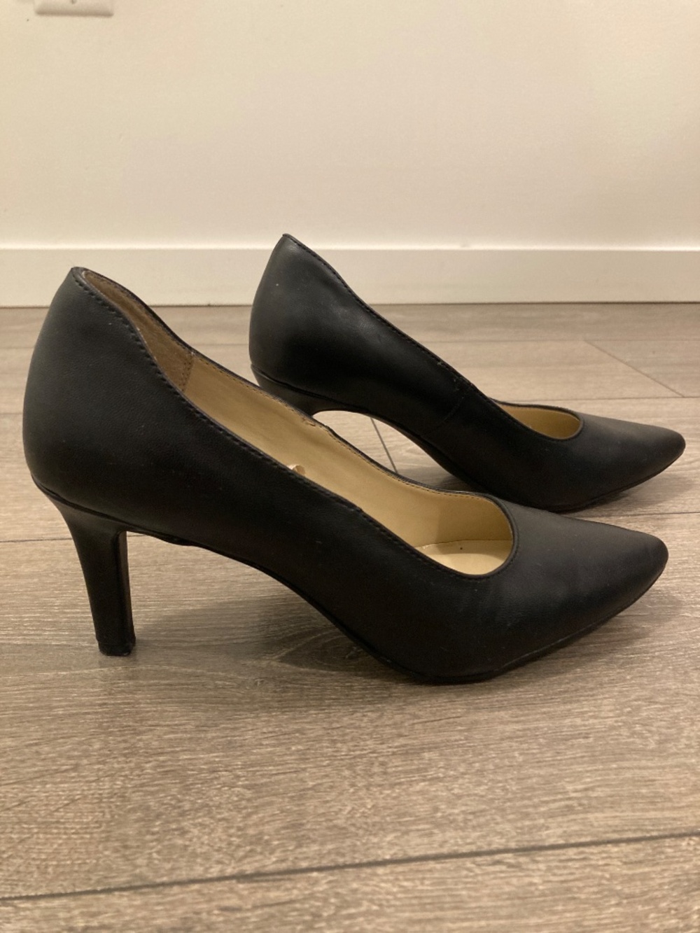 Basic black heels - Picture 2 of 8